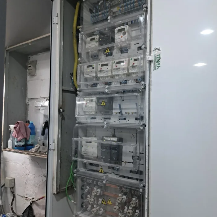 Cuadro eléctrico industrial instalado por Electricidad Lansa